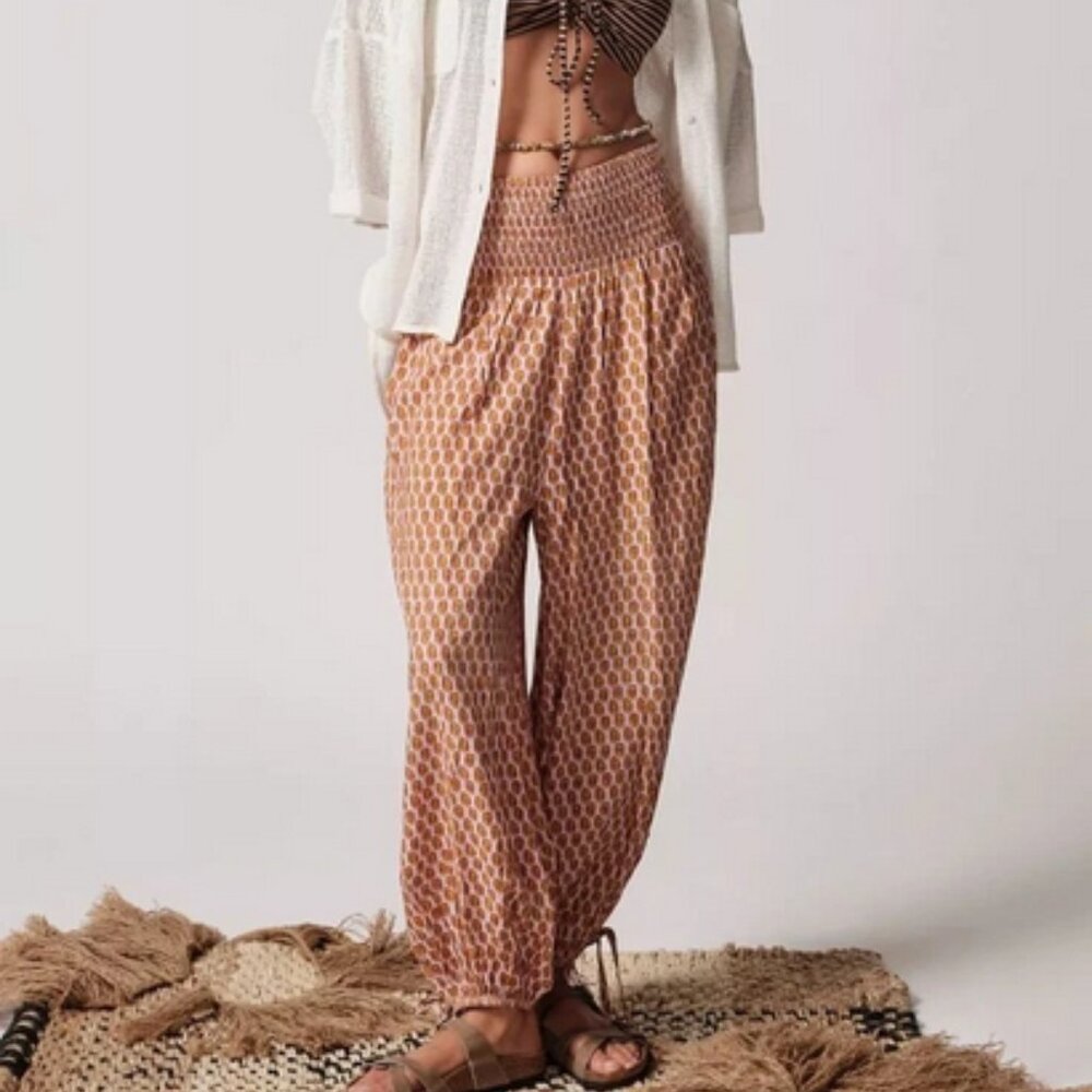 UO Venezia Printed Balloon Pants Urban Outfitters Smocked Pink XS
